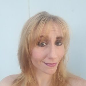 Meet your Posher, Leighann